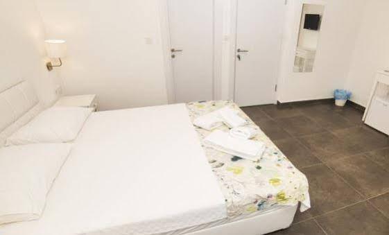 Nilia Butik Otel Бозджаада Экстерьер фото